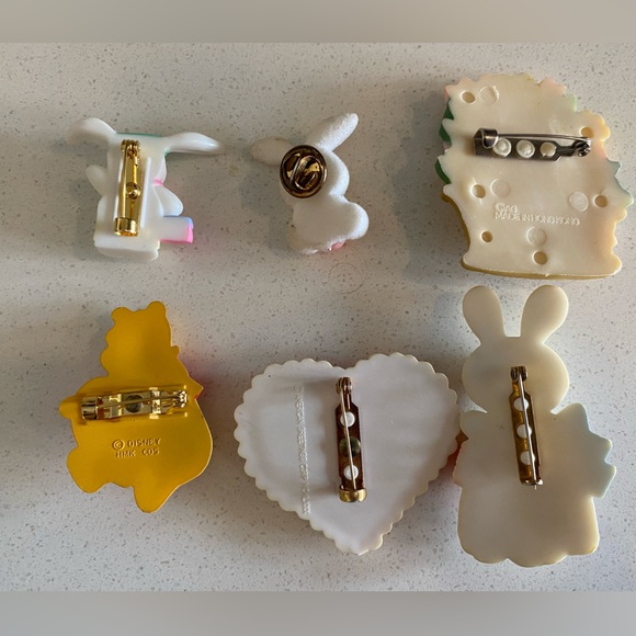 Vintage Lot Hallmark, American Greetings Pins Brooches - Picture 8 of 8